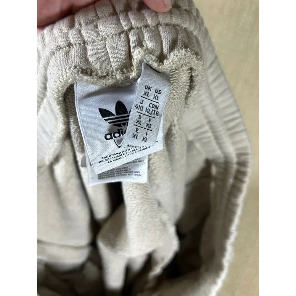 Adidas Originals Trefoil Hoodie and Sweatpants Set Beige JJ1505 Mens XL